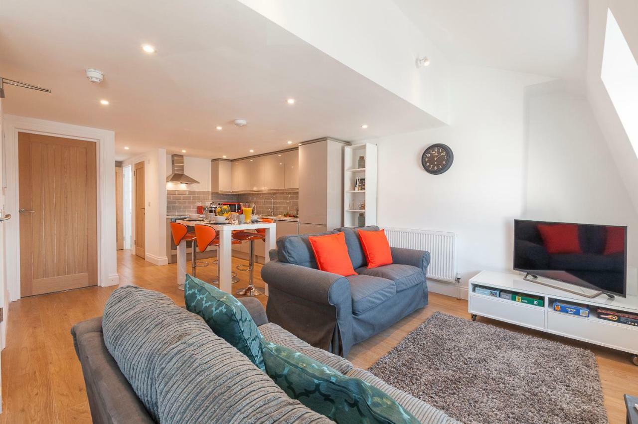 Apartamento Pure B - Exceptional Views Of Tamar & Royal William Yard With Free Parking & Wifi Plymouth Exterior foto